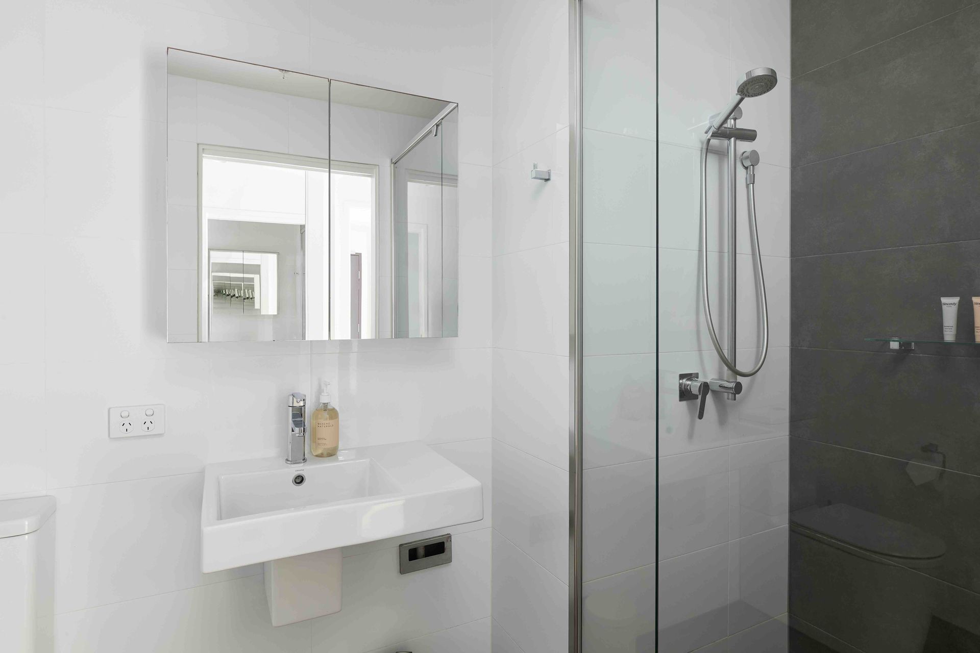 The Wave – 1 bed option