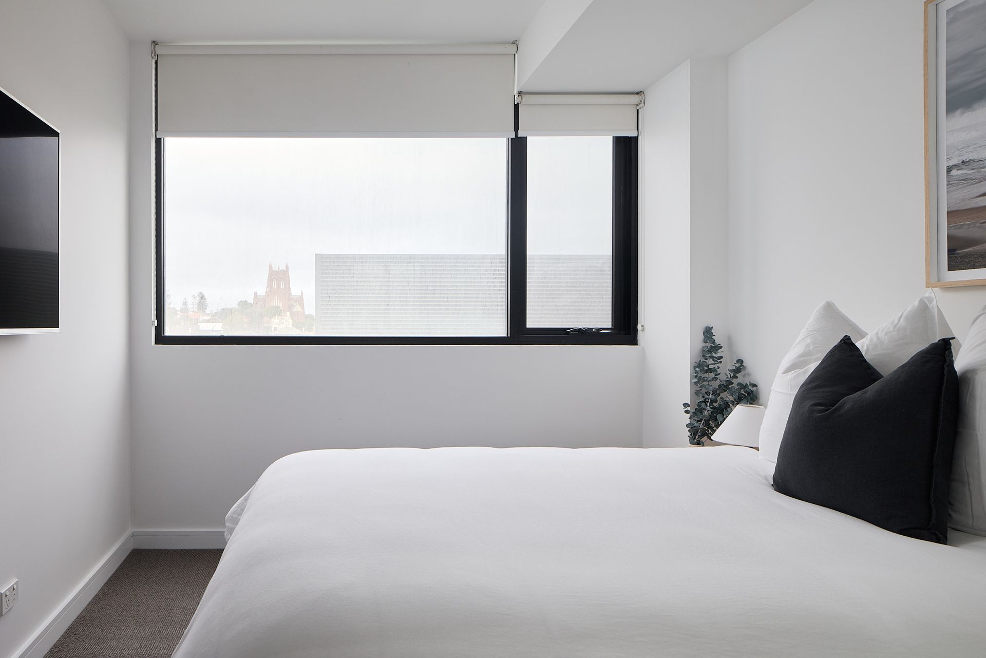 King bedroom + ensuite