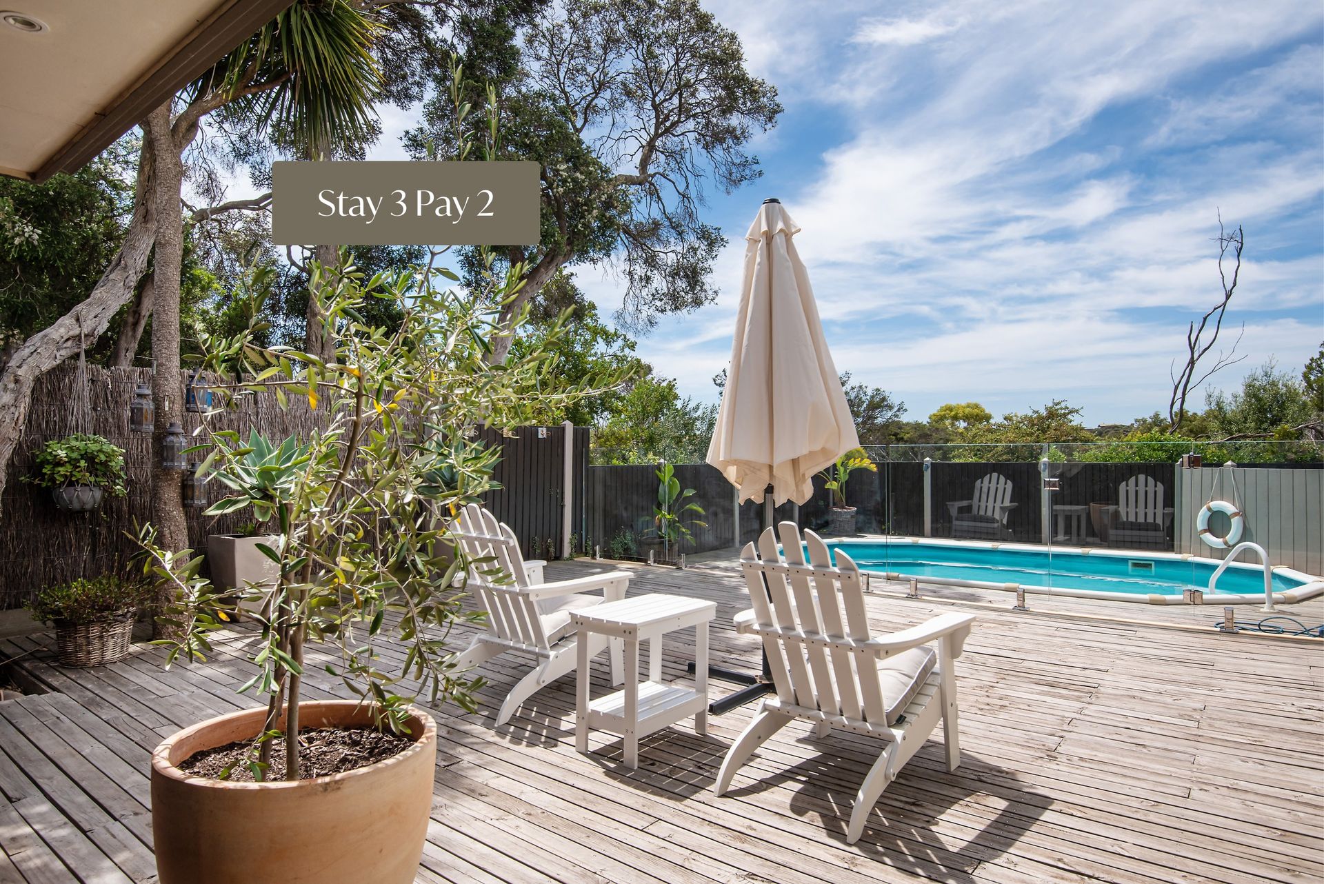 Preston Alfresco Poolside Retreat Rye