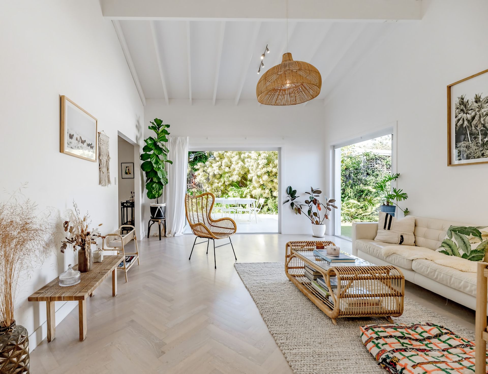 Surf Mist Beautiful Noosa Heads Family Home - Host Angel Noosa