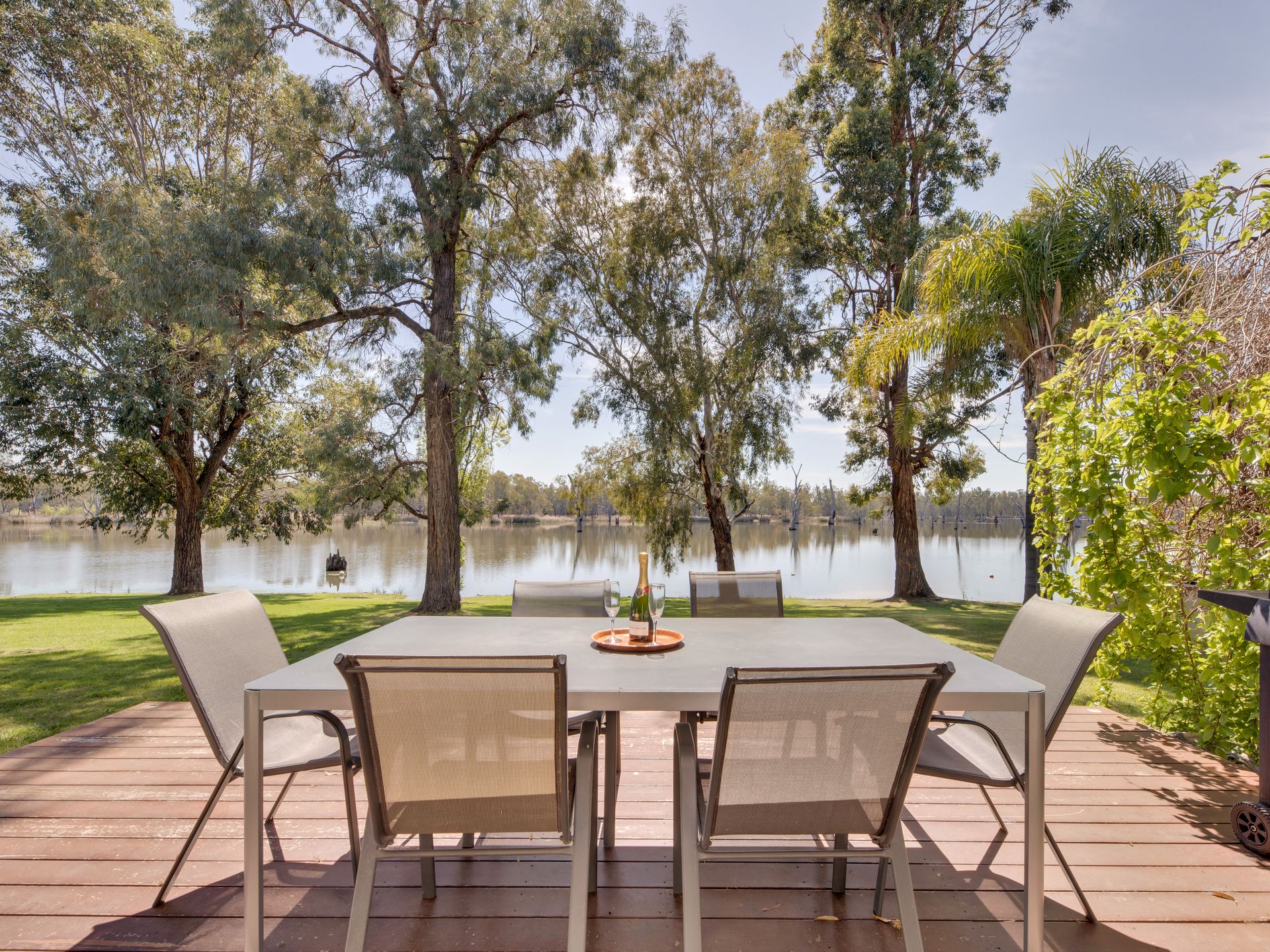 Twin Rivers Whitehouse