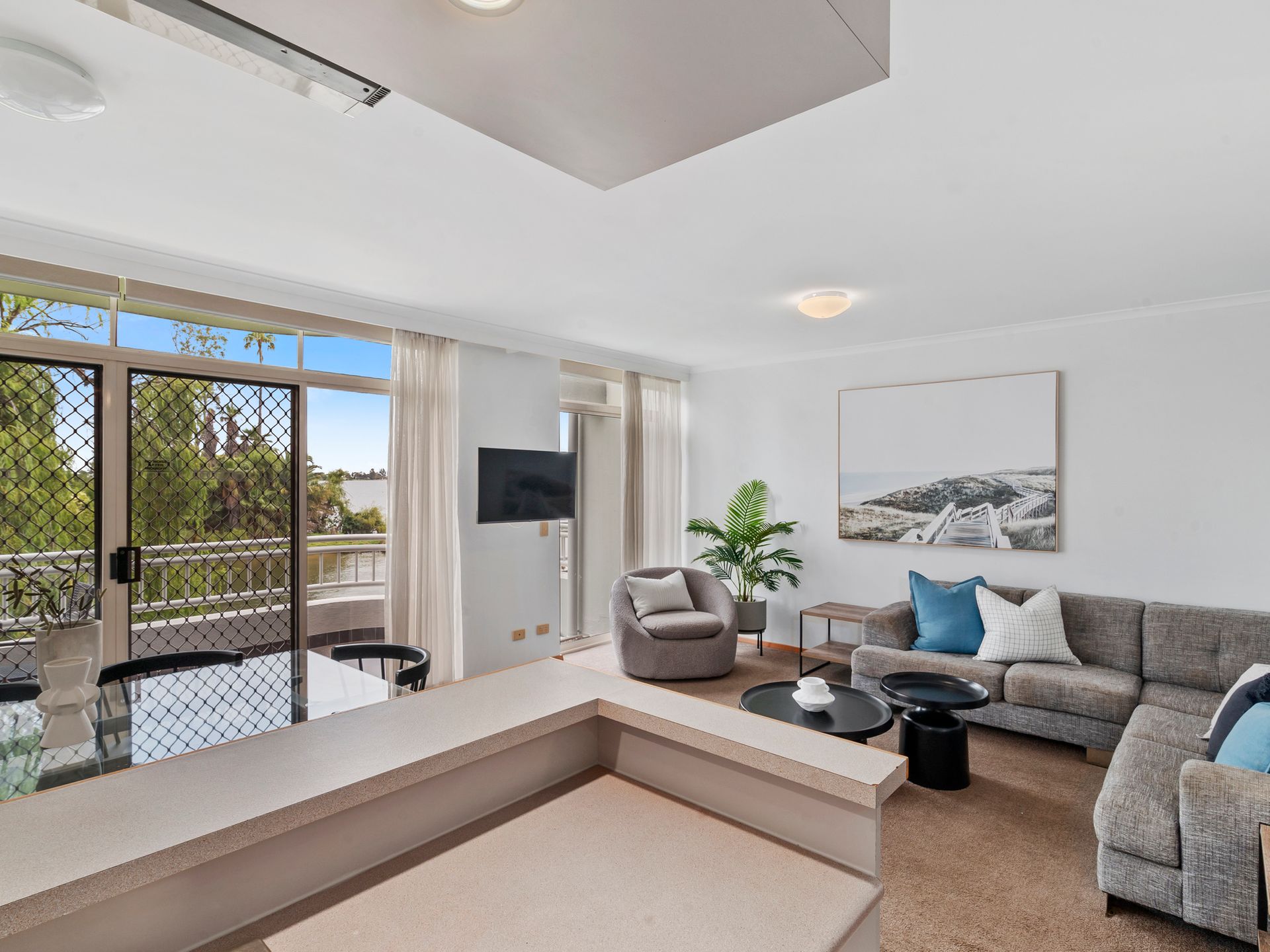 Yarrawonga Lakeside Apartment 38