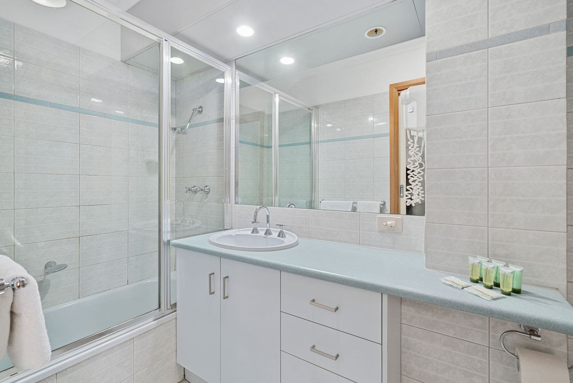 Yarrawonga Lakeside Apartment 49