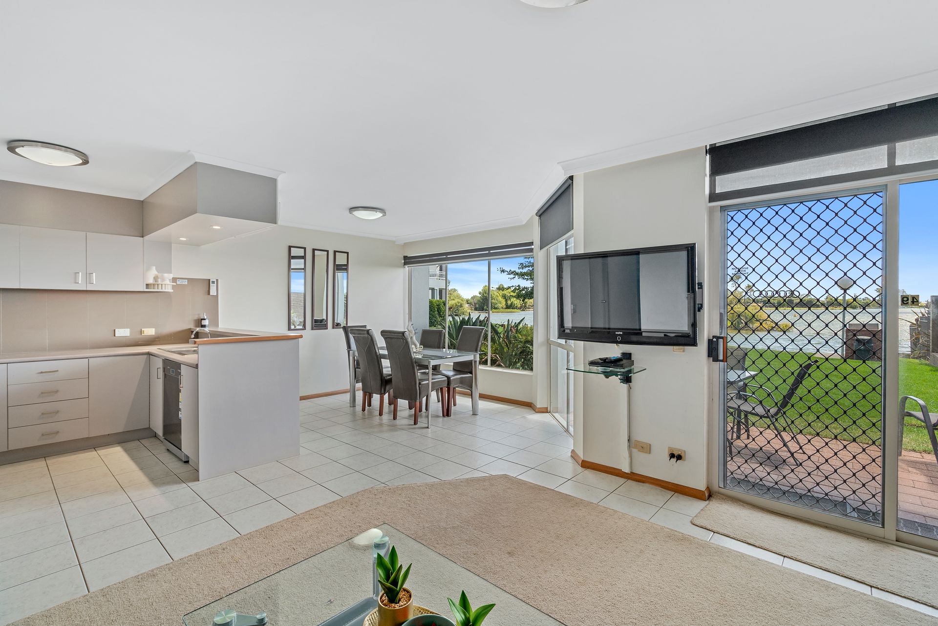 Yarrawonga Lakeside Apartment 49