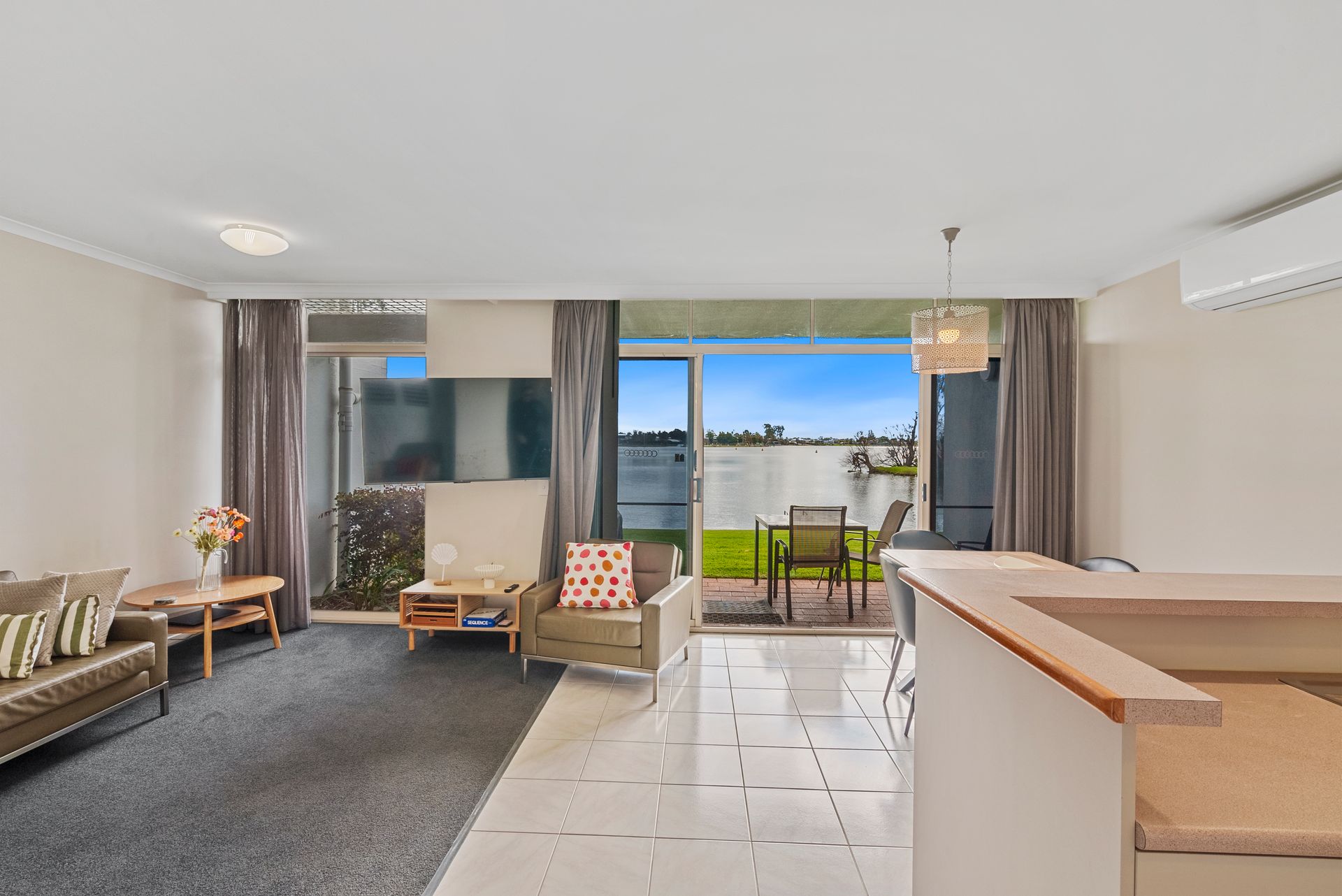 Yarrawonga Lakeside Apartment 31