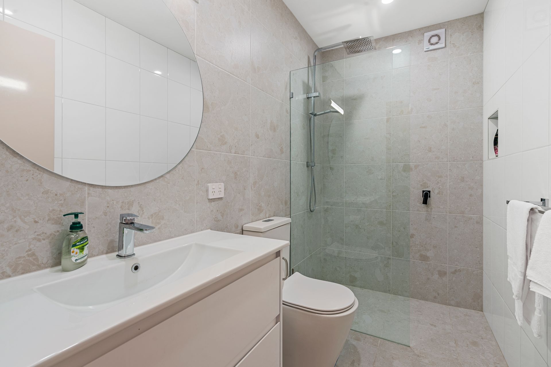Yarrawonga Lakeside Apartment 31