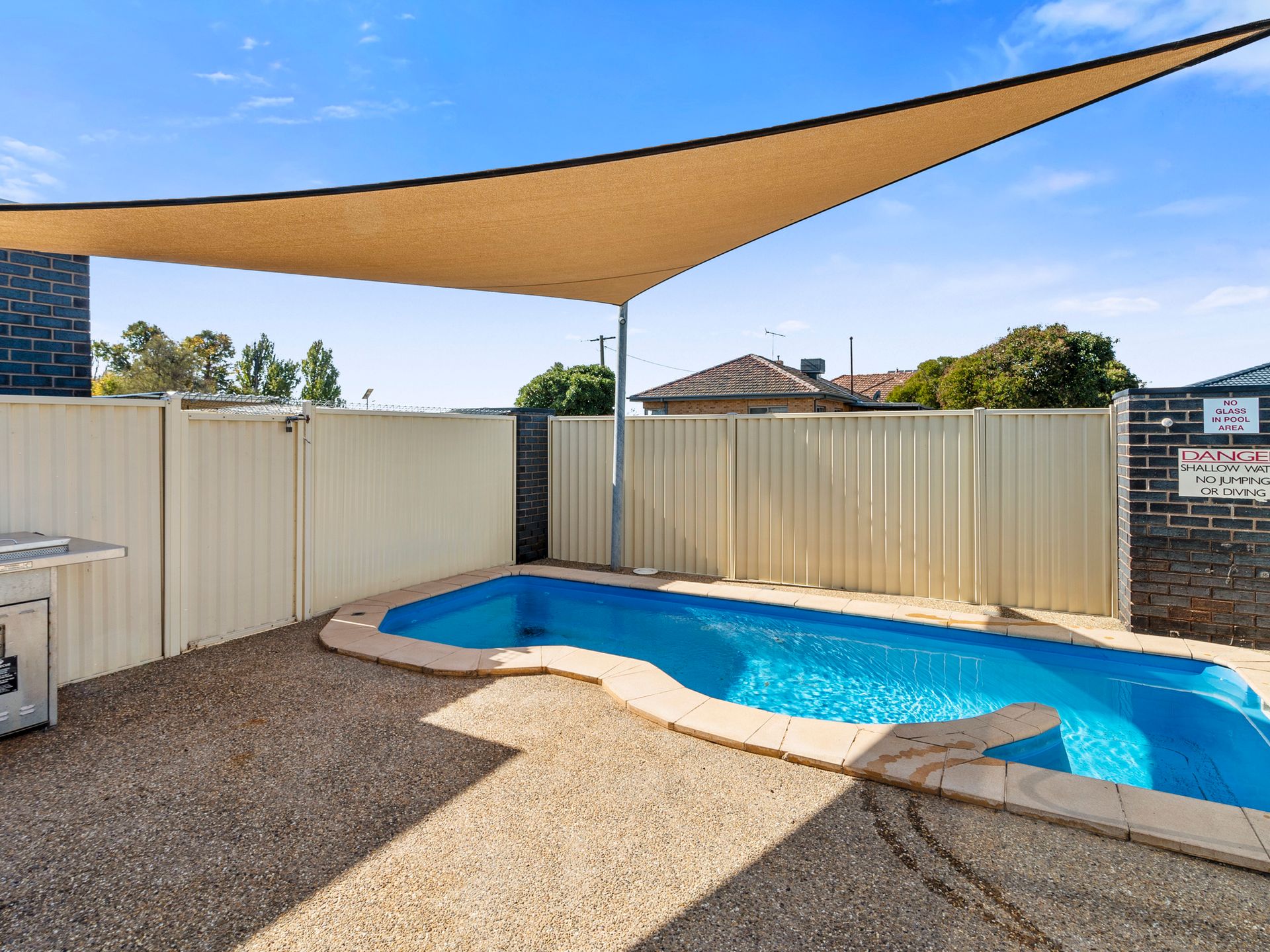 Murray Grange apartment 6