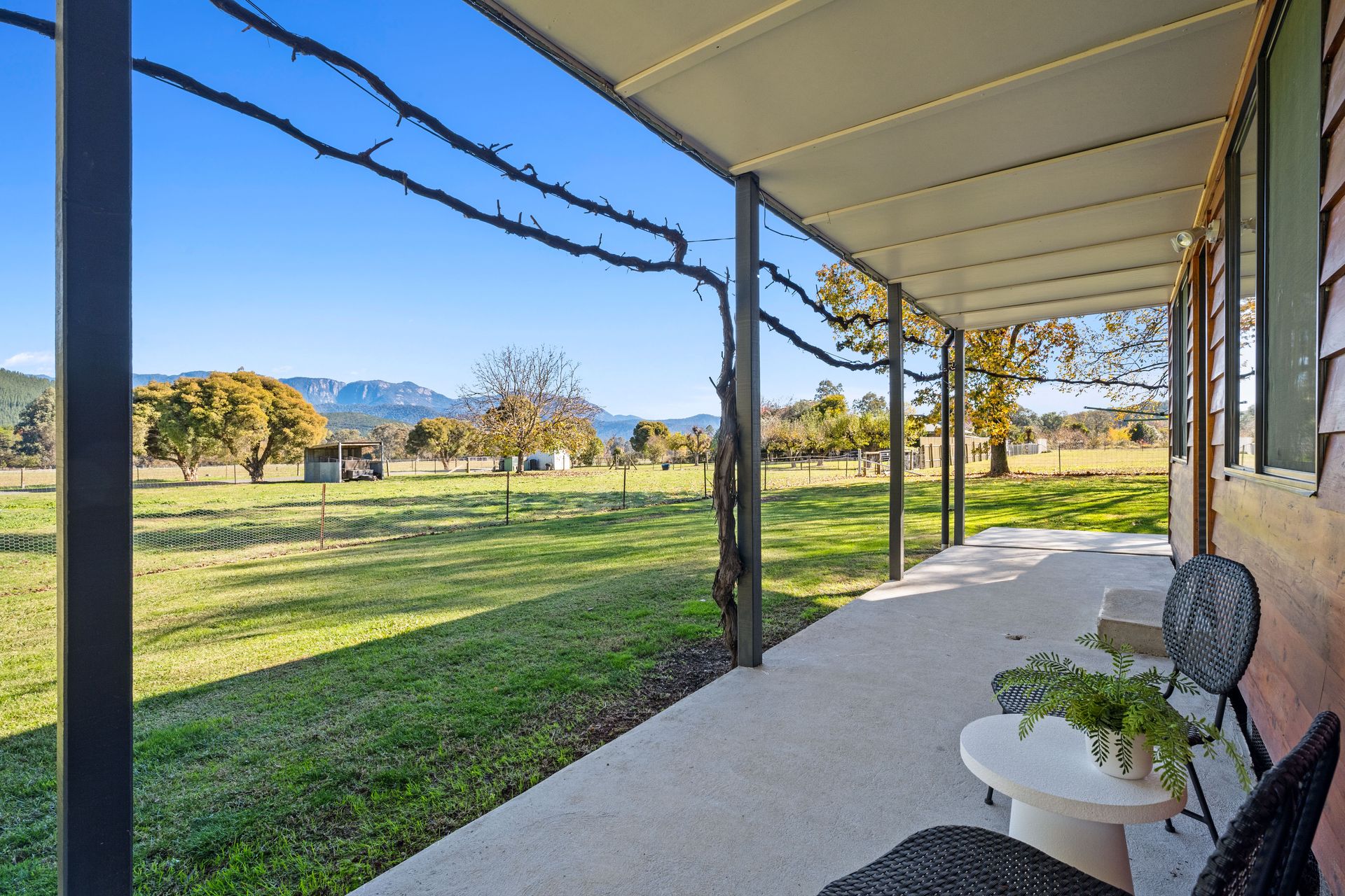 The Little Farmhouse – Pet Friendly with Magnificent Views
