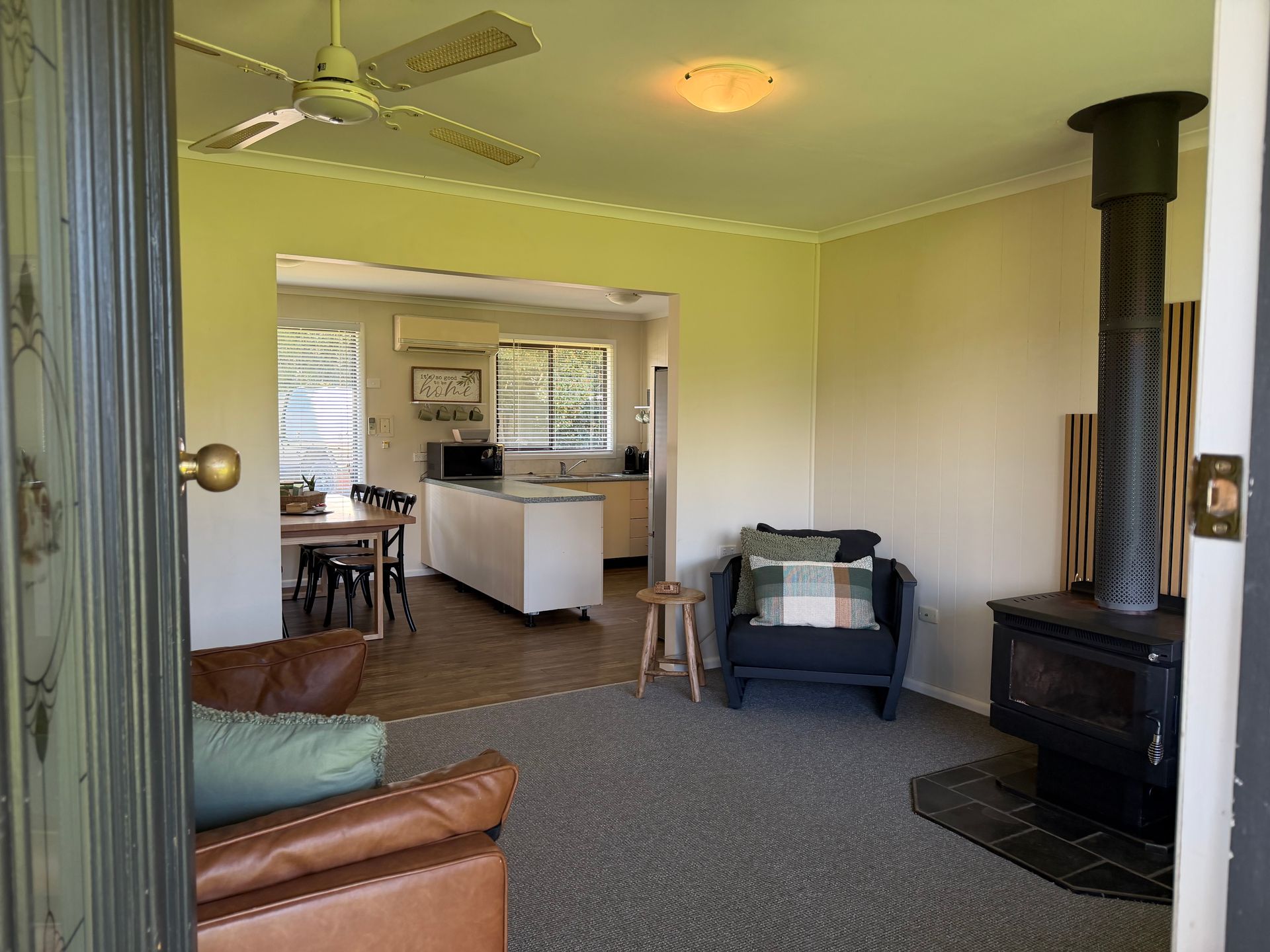 Lounge/Sitting Room