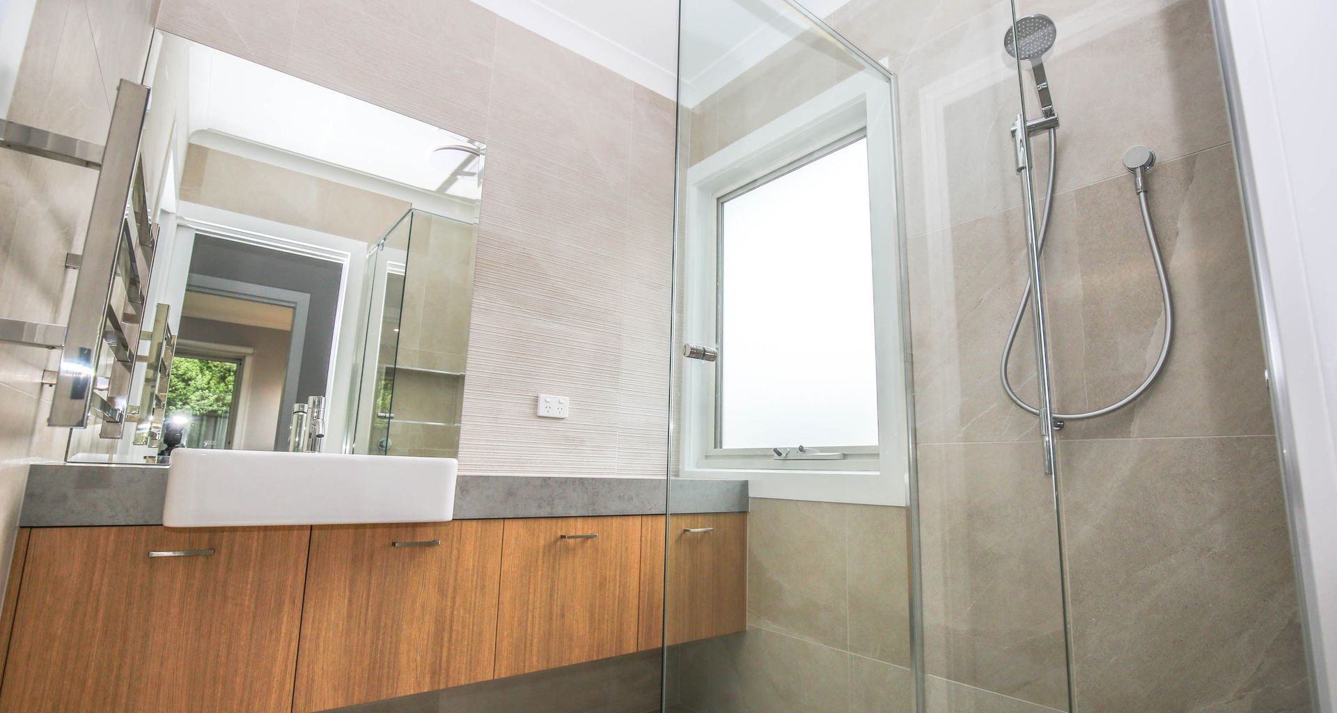 SUNDOWN COUNTRY CLUB