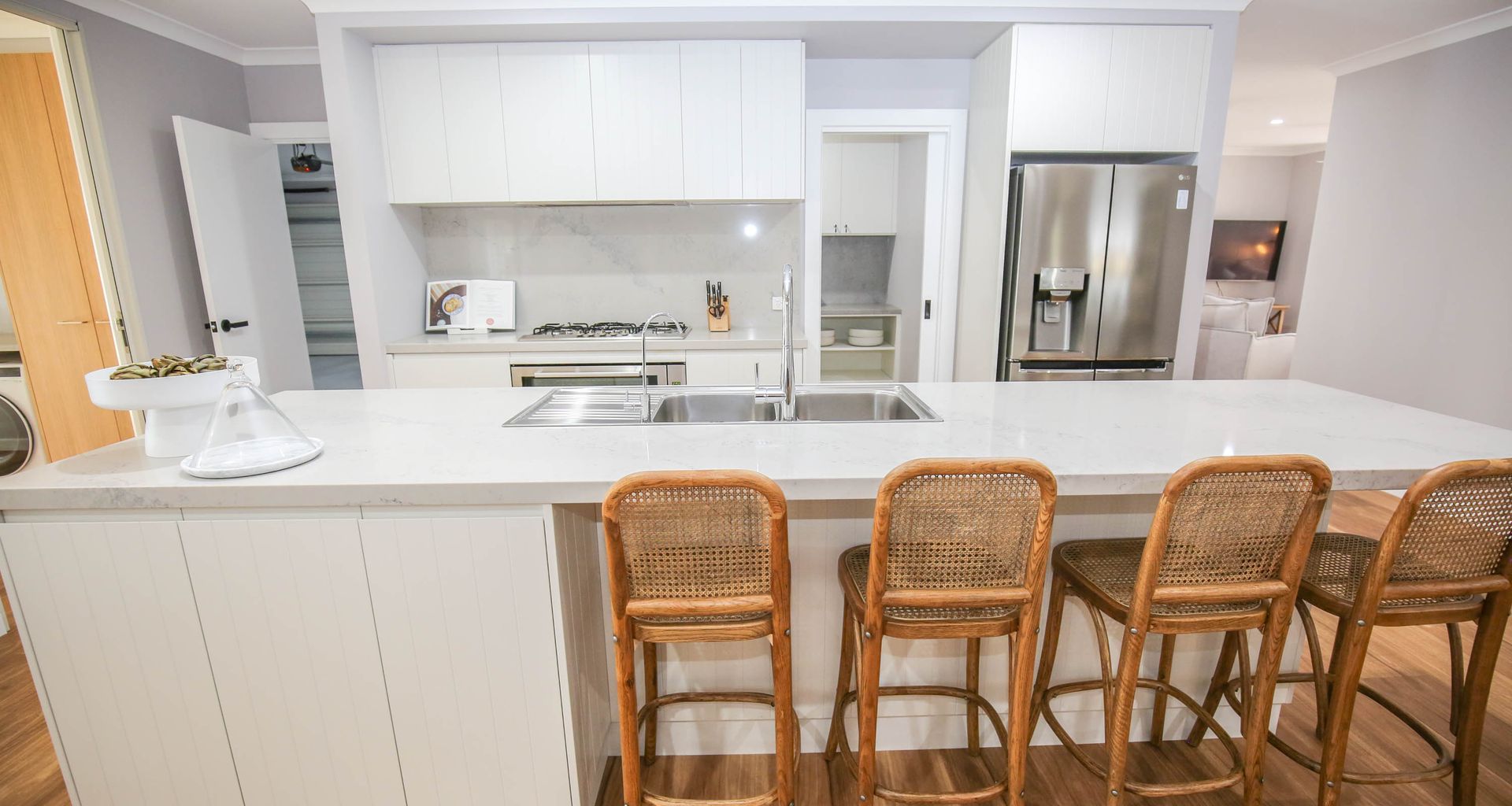 SUNDOWN COUNTRY CLUB