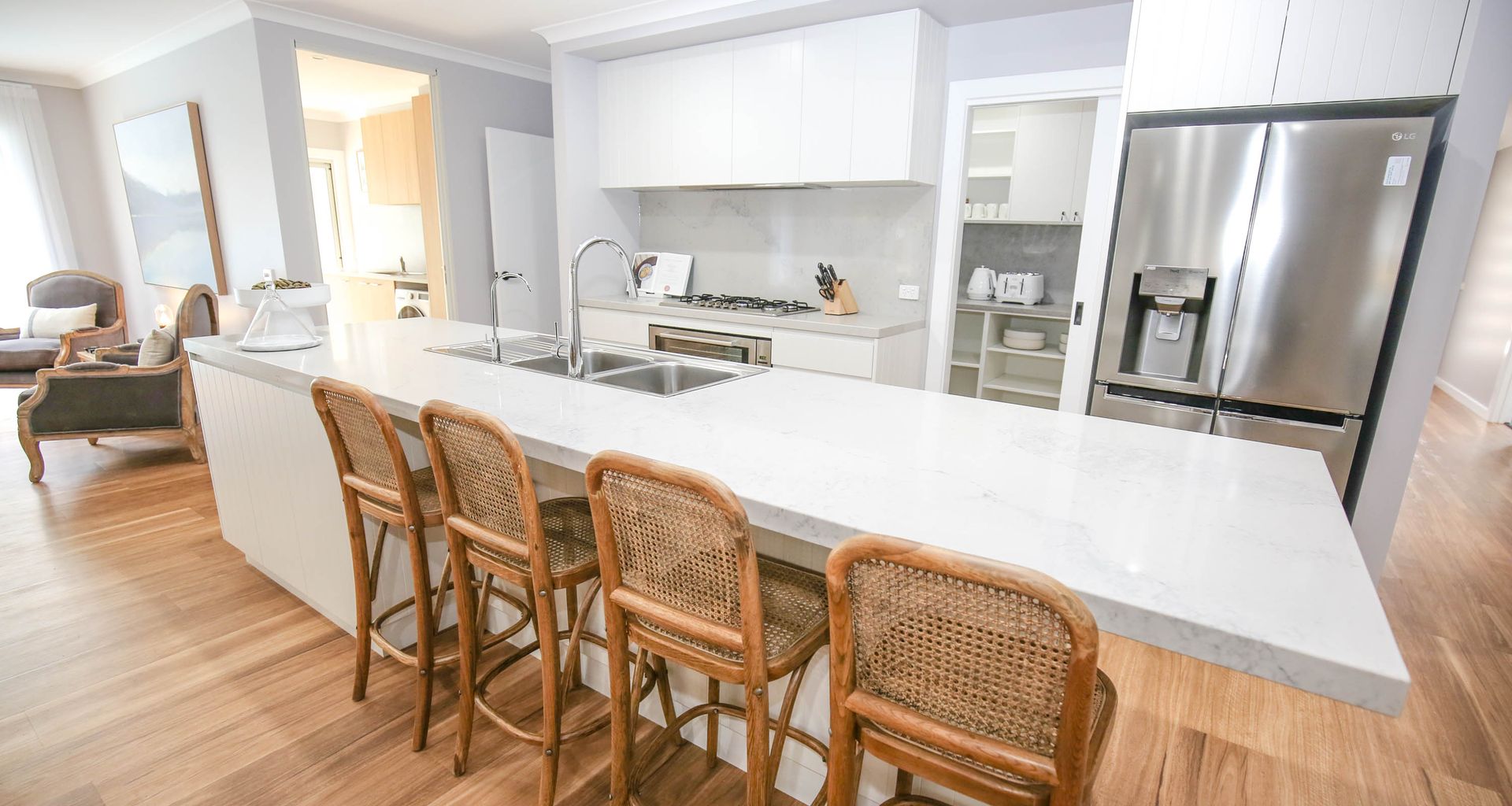 SUNDOWN COUNTRY CLUB