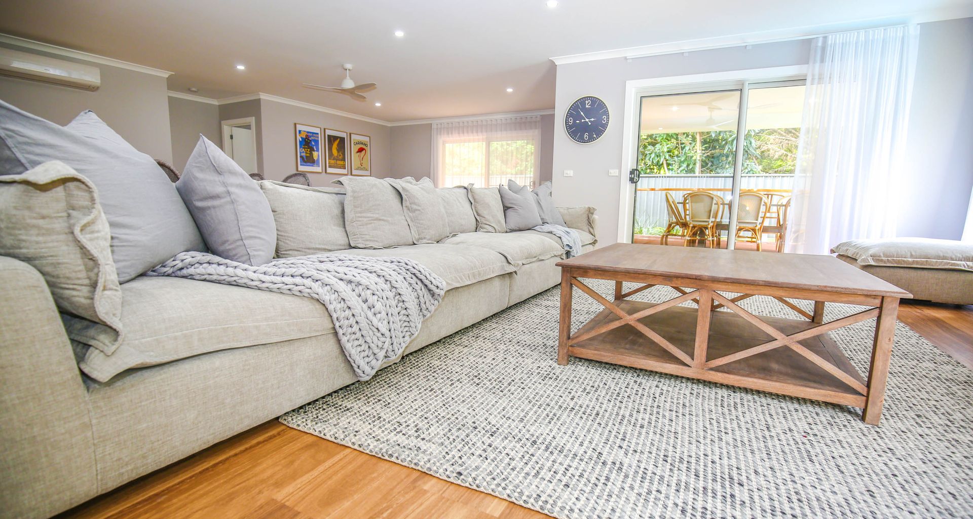 SUNDOWN COUNTRY CLUB