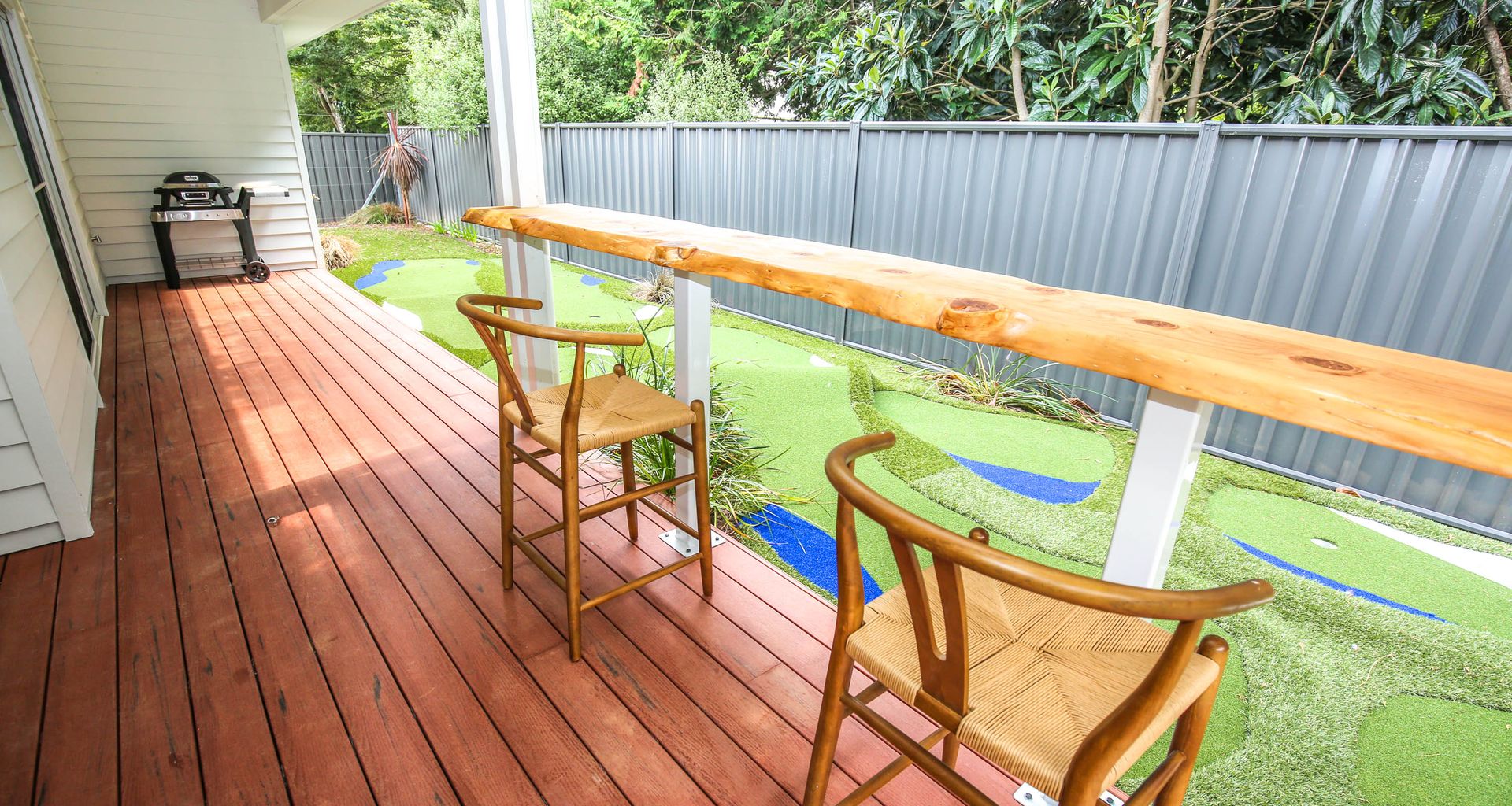 SUNDOWN COUNTRY CLUB