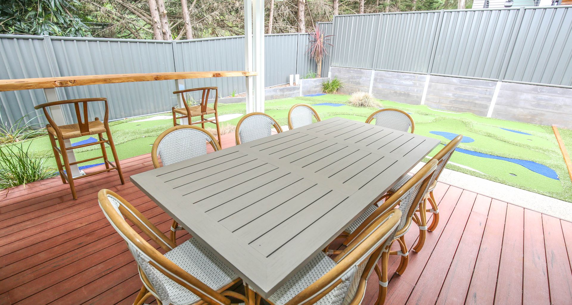 SUNDOWN COUNTRY CLUB