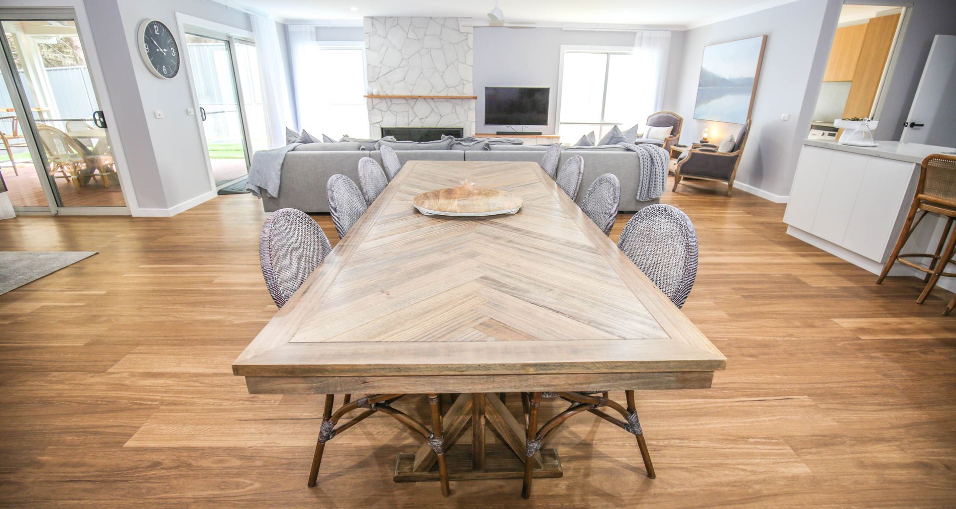 SUNDOWN COUNTRY CLUB