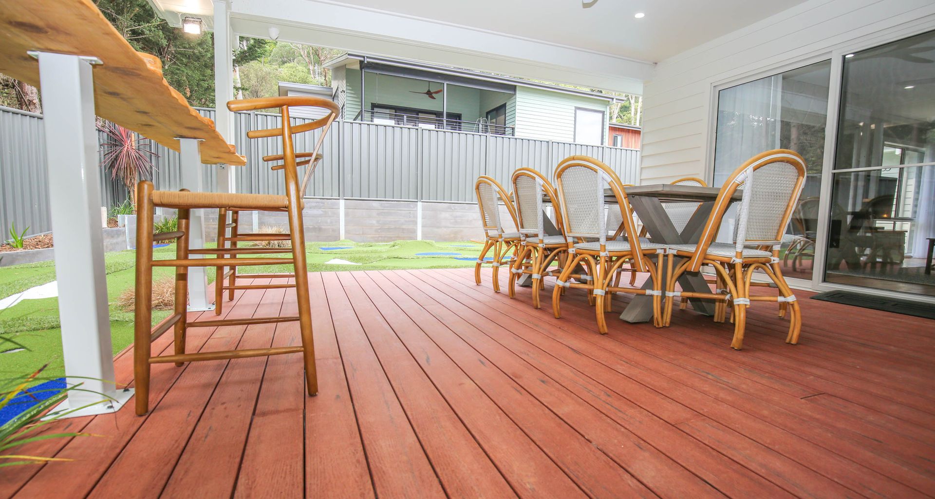 SUNDOWN COUNTRY CLUB