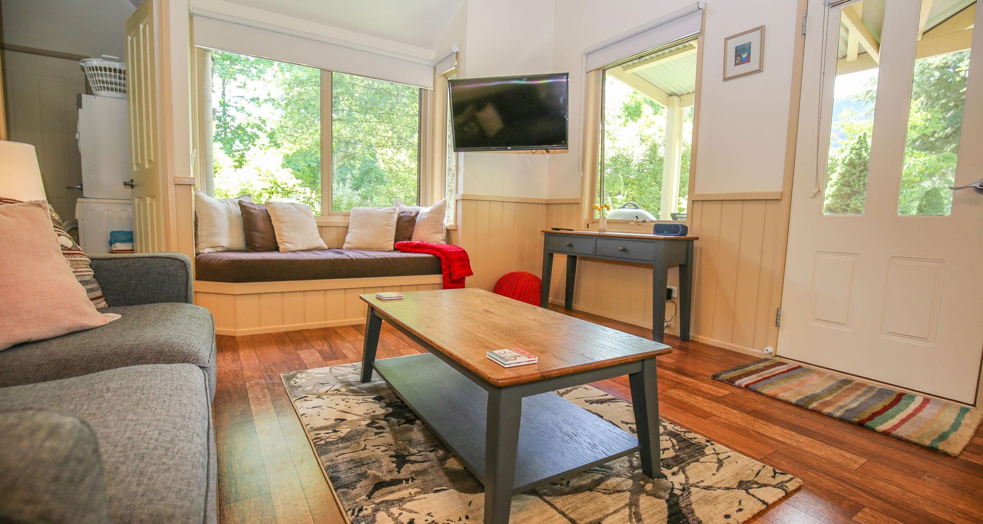 ALPINE ARNICA COTTAGE 1