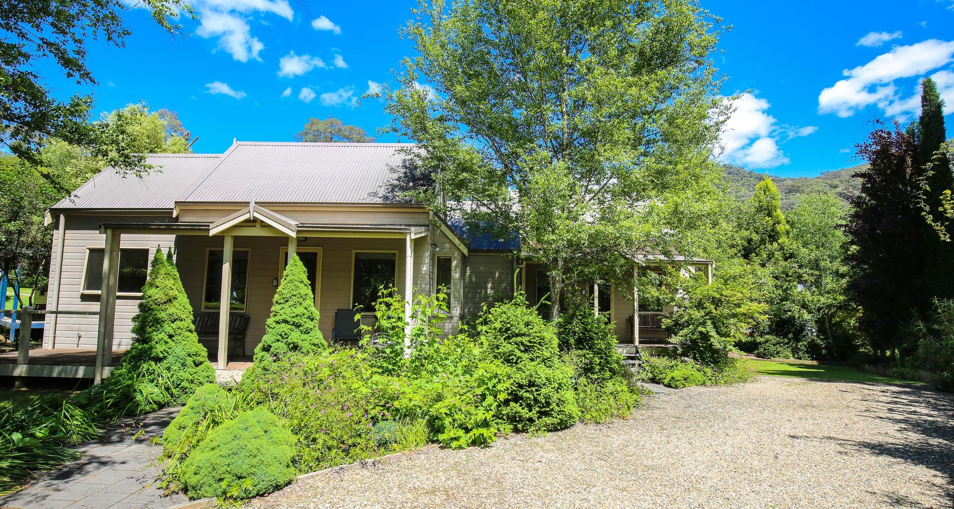 ALPINE ARNICA COTTAGE 2