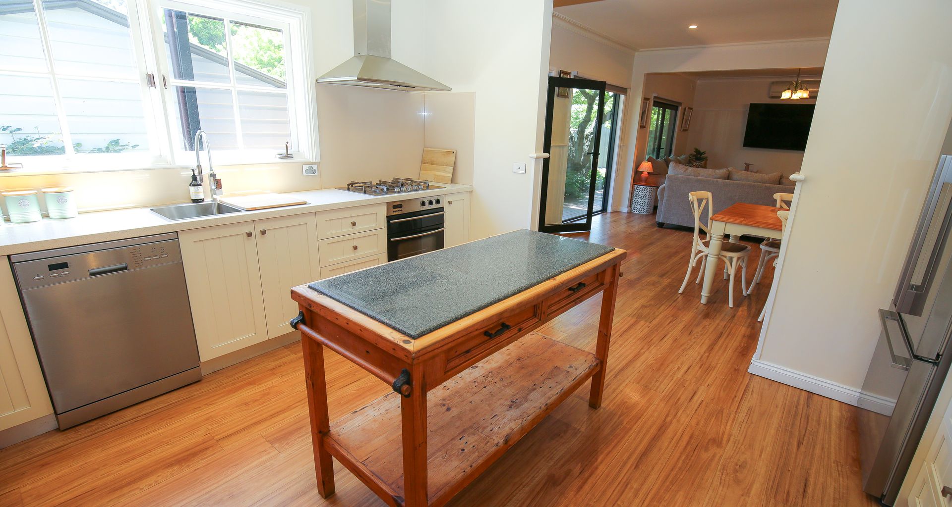 BATTENBERG AT BRIGHT