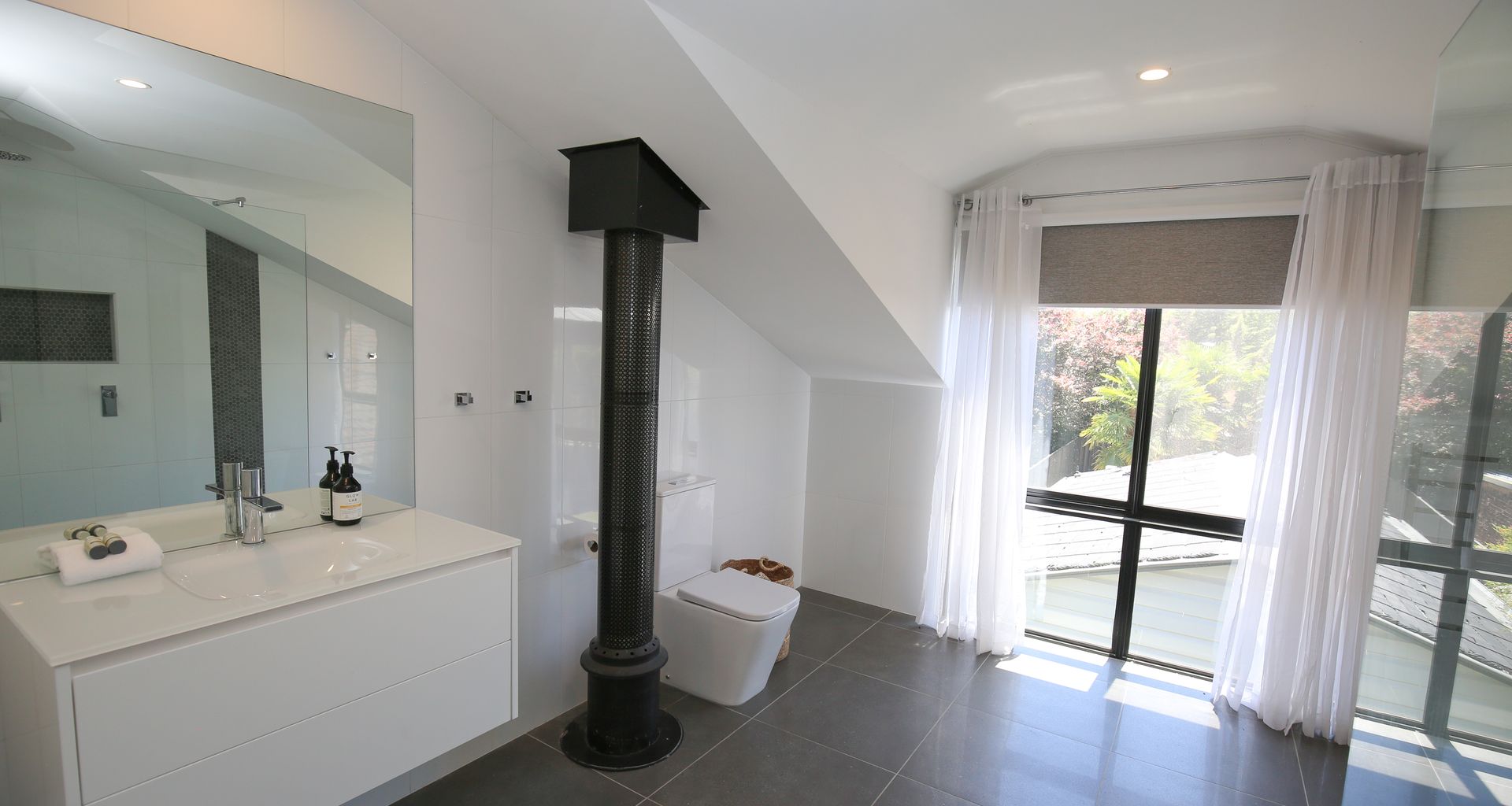 BATTENBERG AT BRIGHT