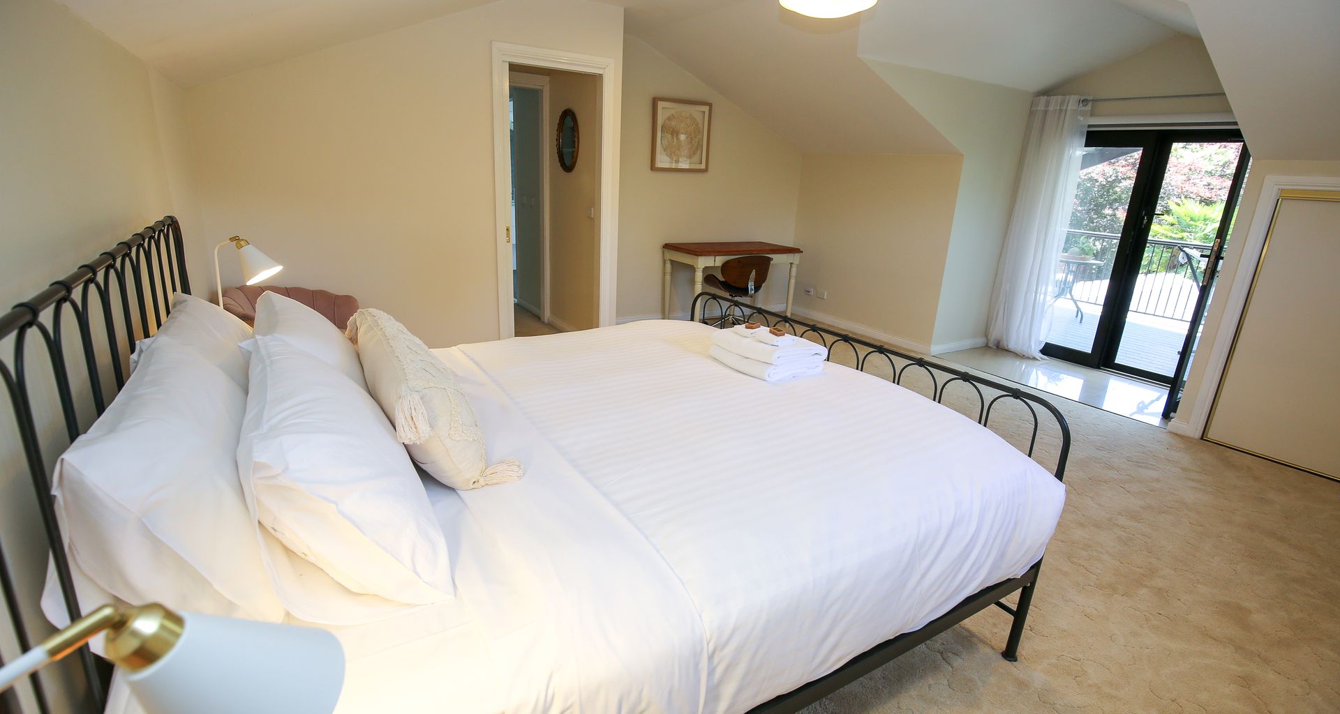 BATTENBERG AT BRIGHT