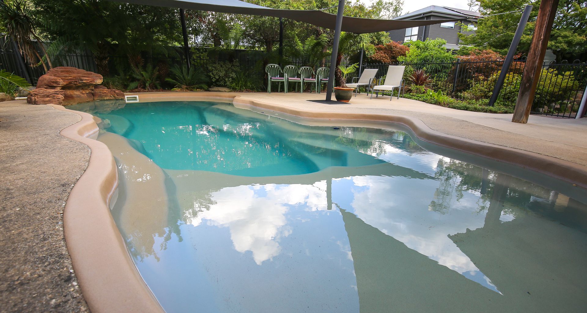 BATTENBERG AT BRIGHT