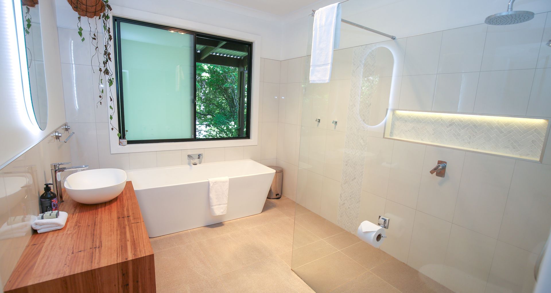 BATTENBERG AT BRIGHT