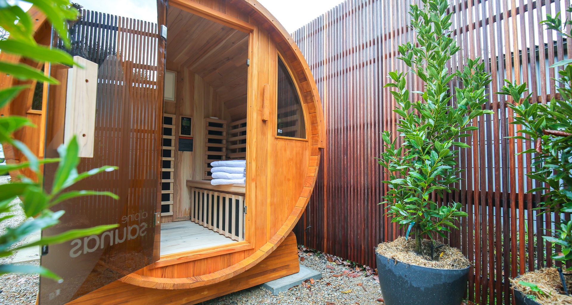 THE ROCKS – OLIVE RETREAT