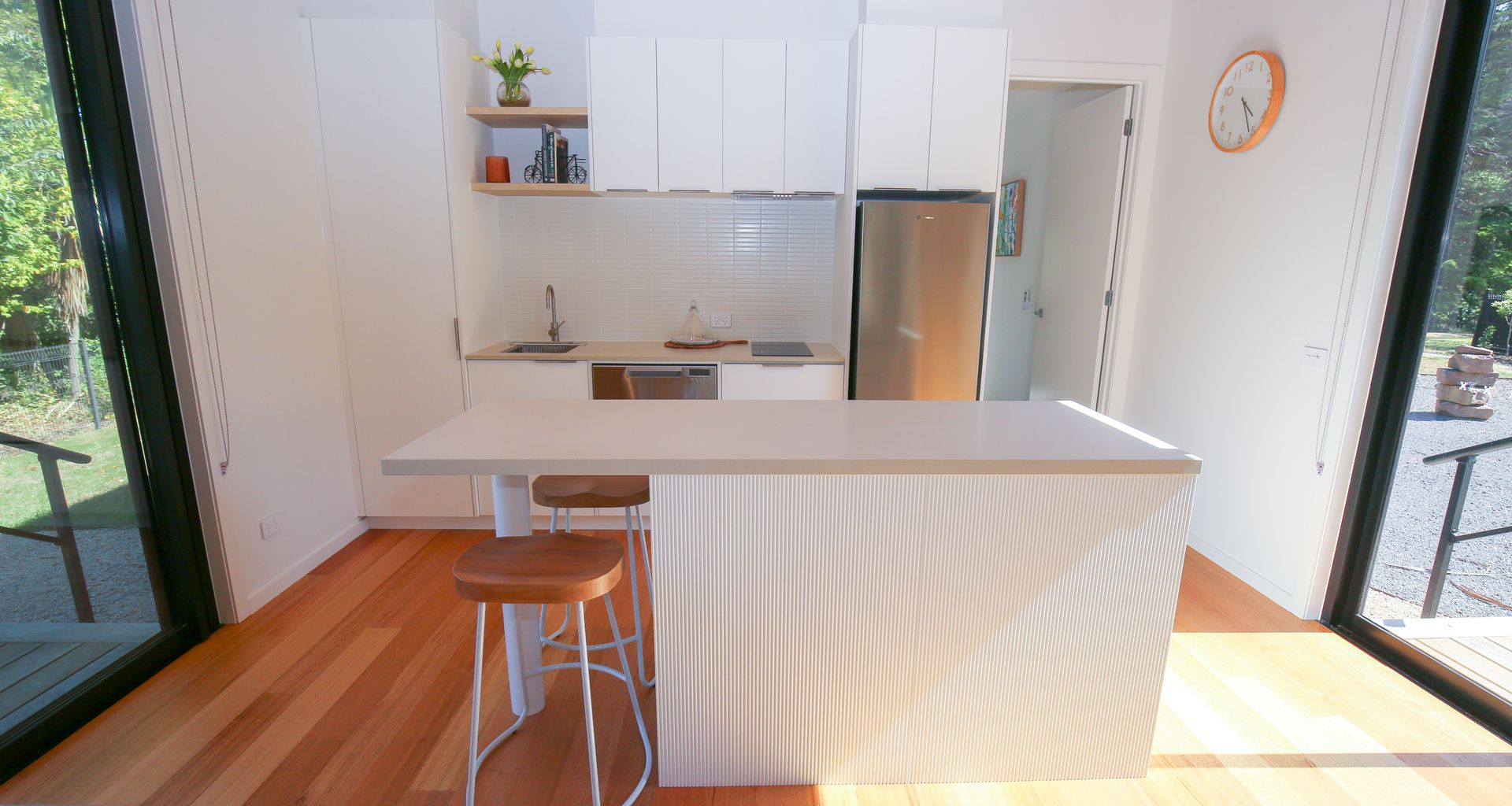 THE ROCKS – OLIVE RETREAT