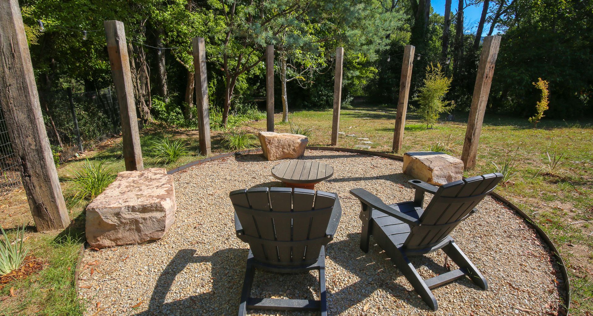 THE ROCKS – OLIVE RETREAT