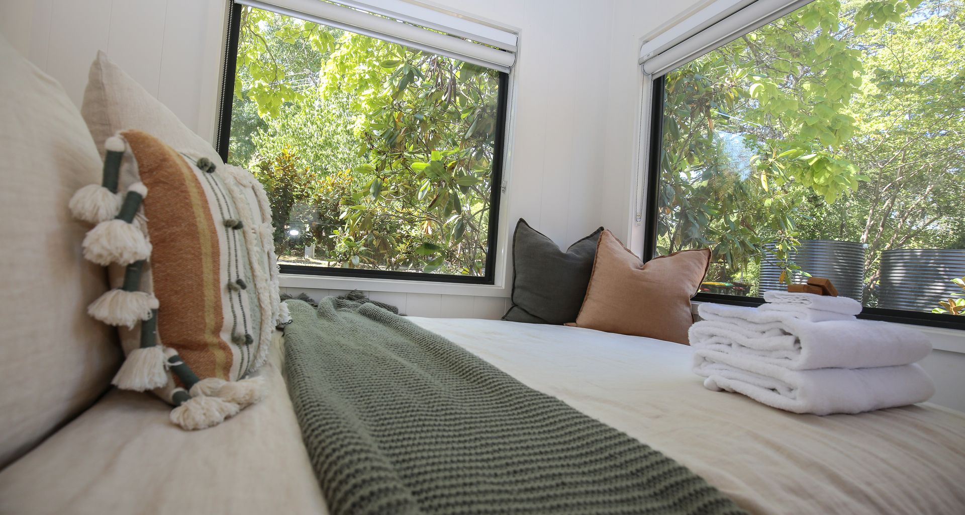 THE ROCKS – MAPLE TINY HOME