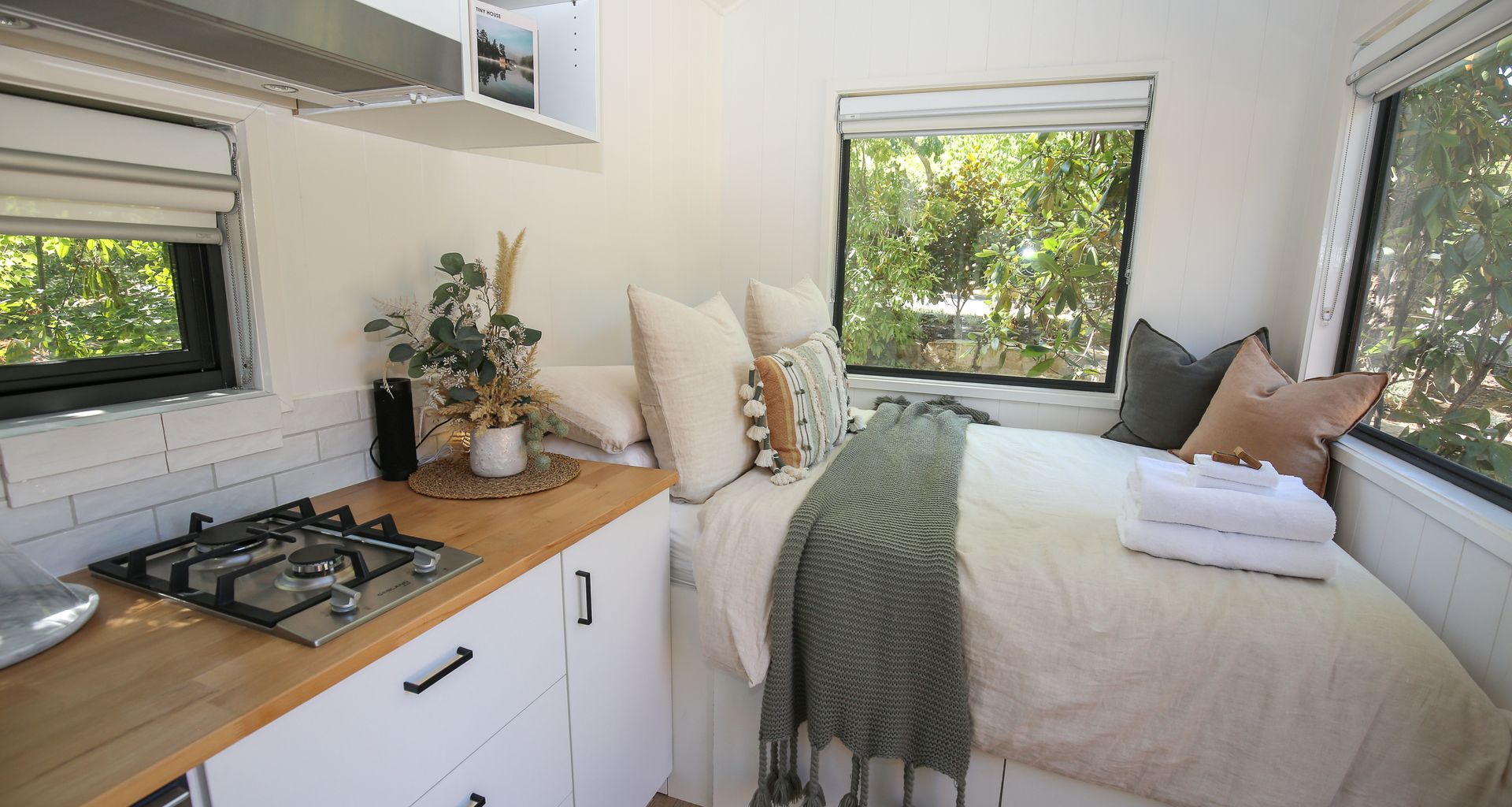 THE ROCKS – MAPLE TINY HOME