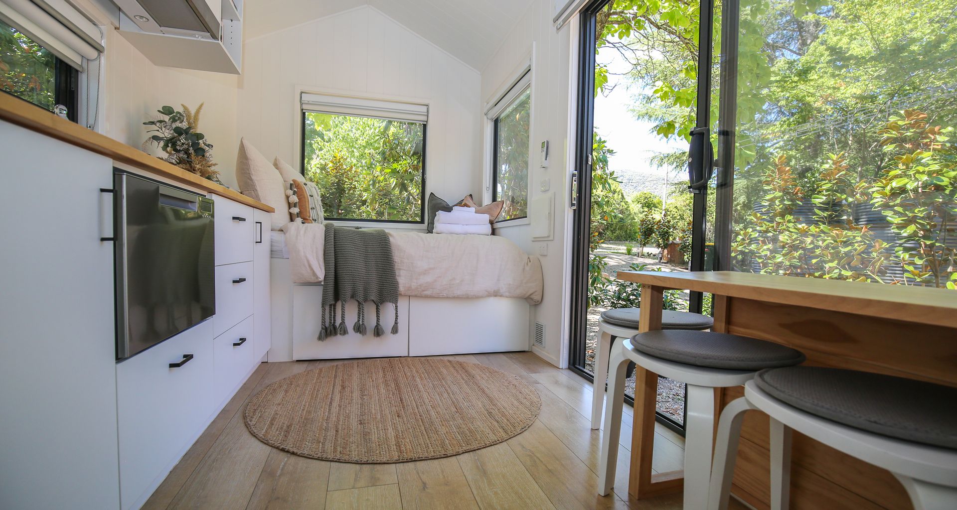 THE ROCKS – MAPLE TINY HOME