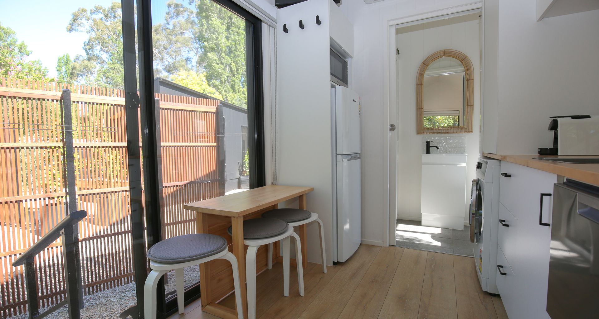 THE ROCKS – MAPLE TINY HOME