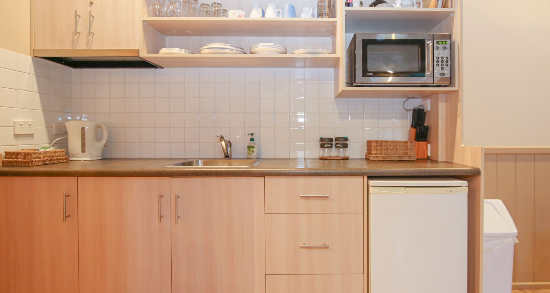 AUTUMN LEAF COTTAGE 2