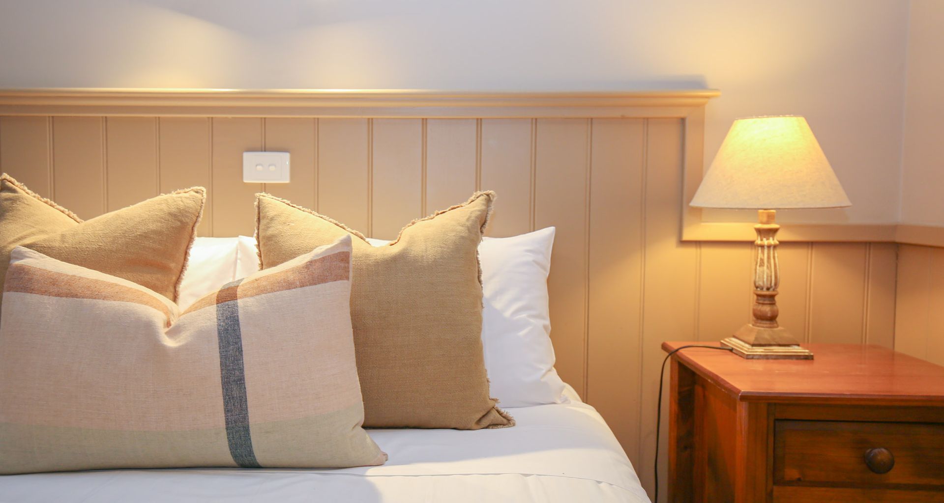 AUTUMN LEAF COTTAGE 2