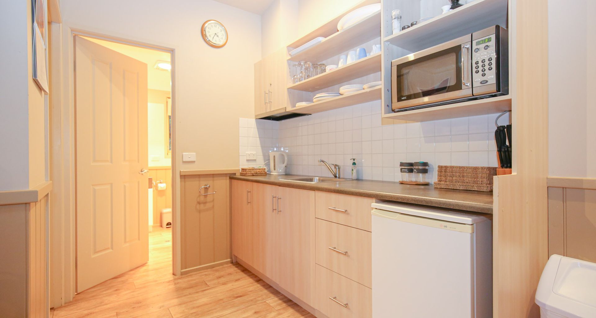 AUTUMN LEAF COTTAGE 2