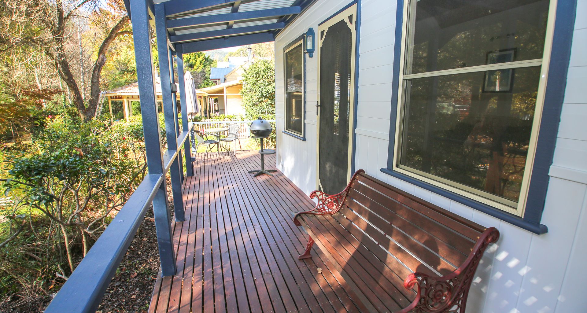 AUTUMN LEAF COTTAGE 2