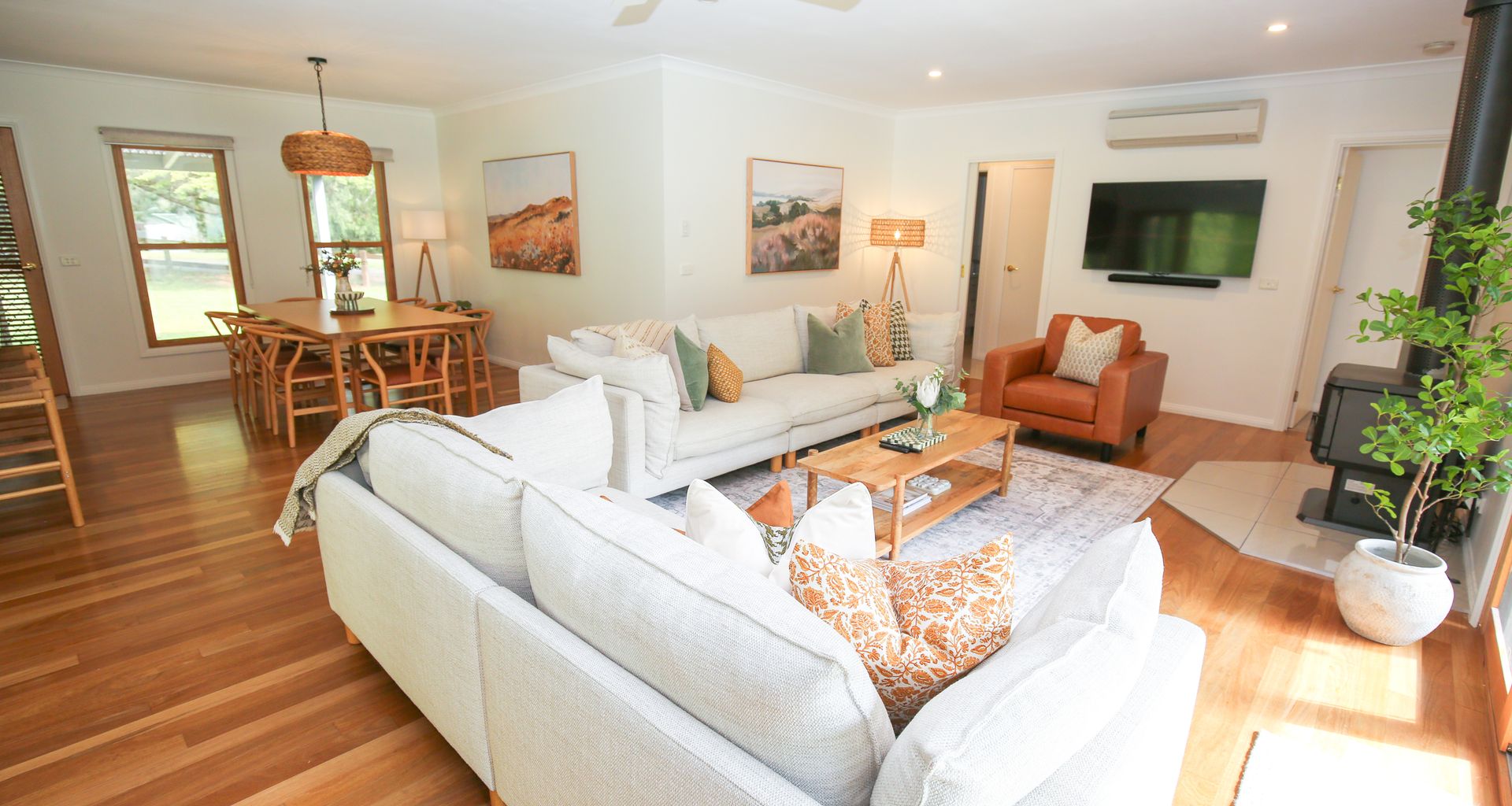 WANDI HIDEAWAY