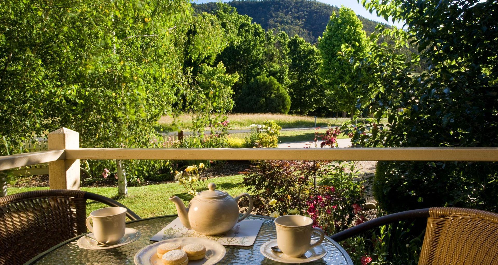 AUTUMN ABODE COTTAGES – ONE