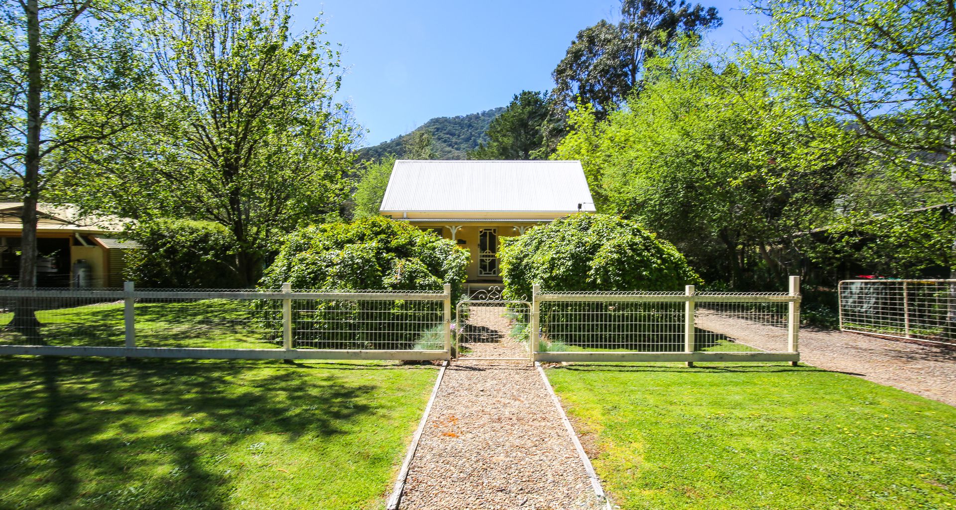 HARRIETVILLE COTTAGE