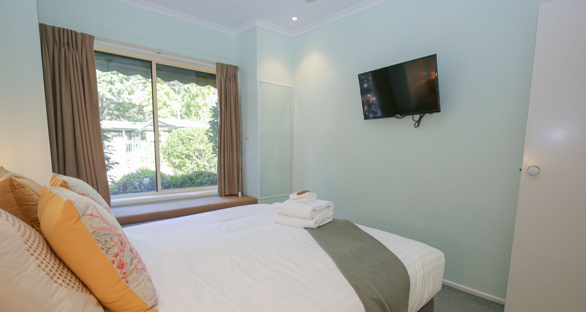 SILVER BIRCHES HOLIDAY VILLAGE – UNIT 3