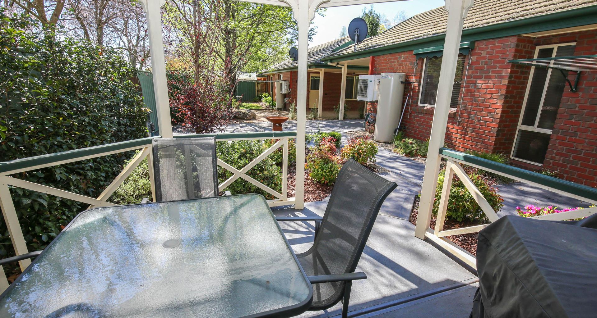 SILVER BIRCHES HOLIDAY VILLAGE – UNIT 7