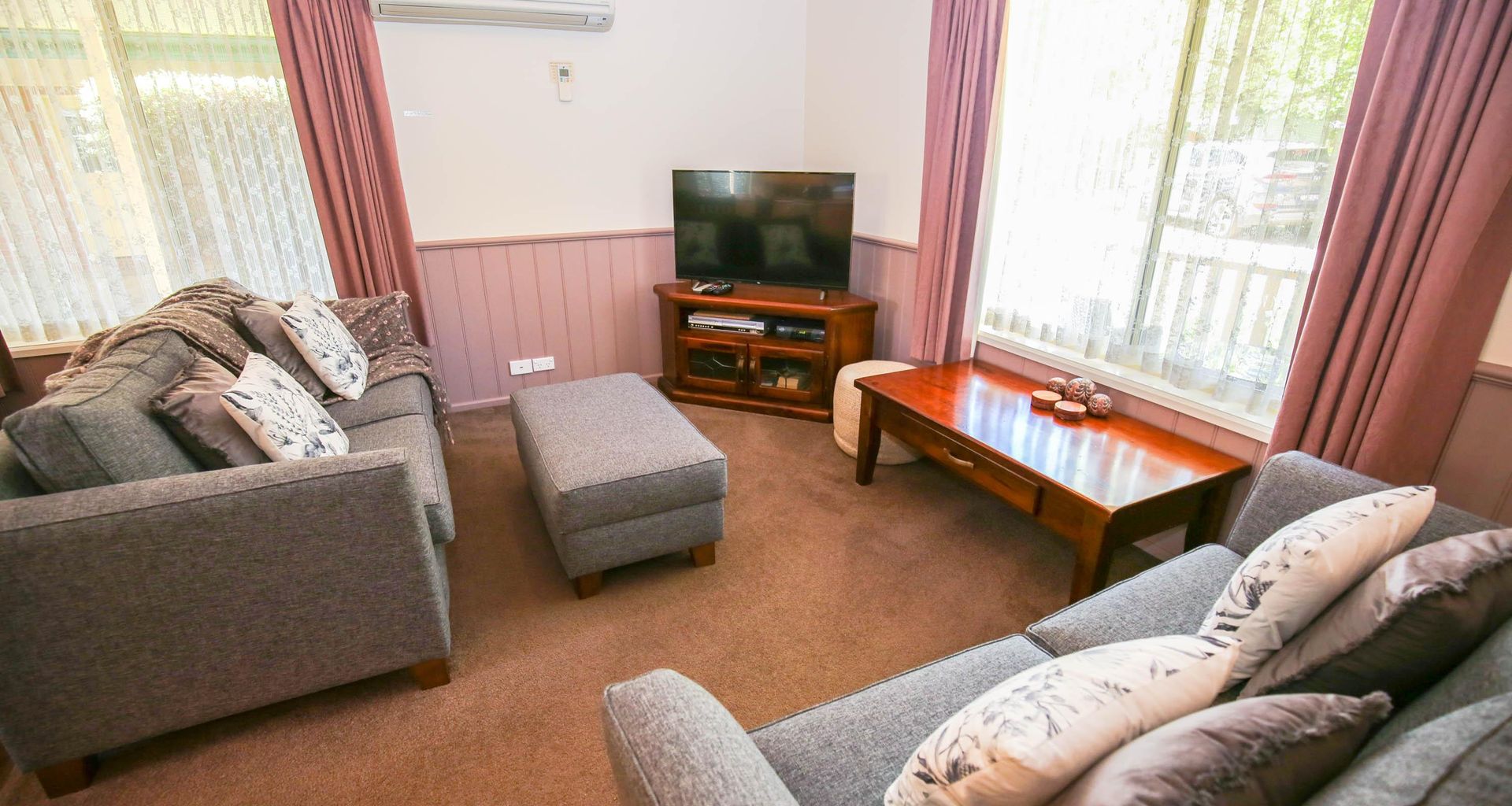 SILVER BIRCHES HOLIDAY VILLAGE – UNIT 7