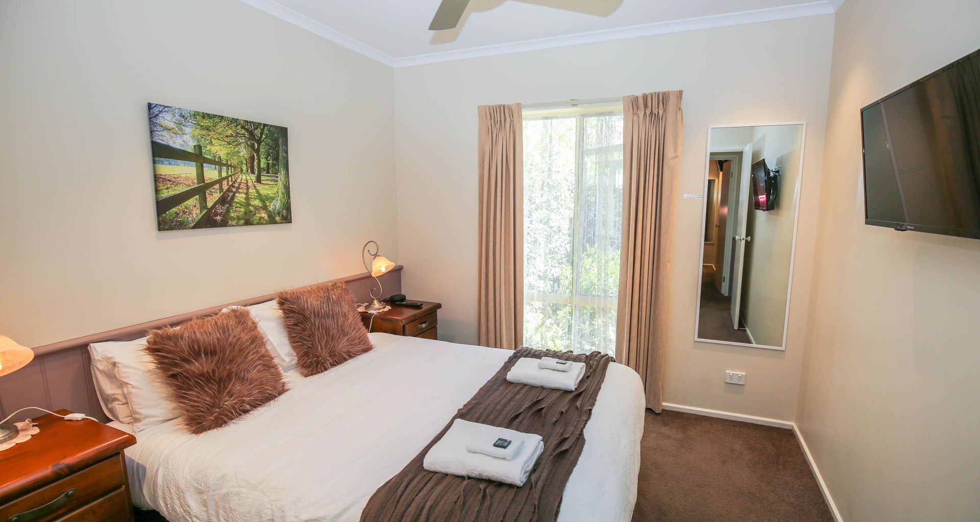 SILVER BIRCHES HOLIDAY VILLAGE – UNIT 7