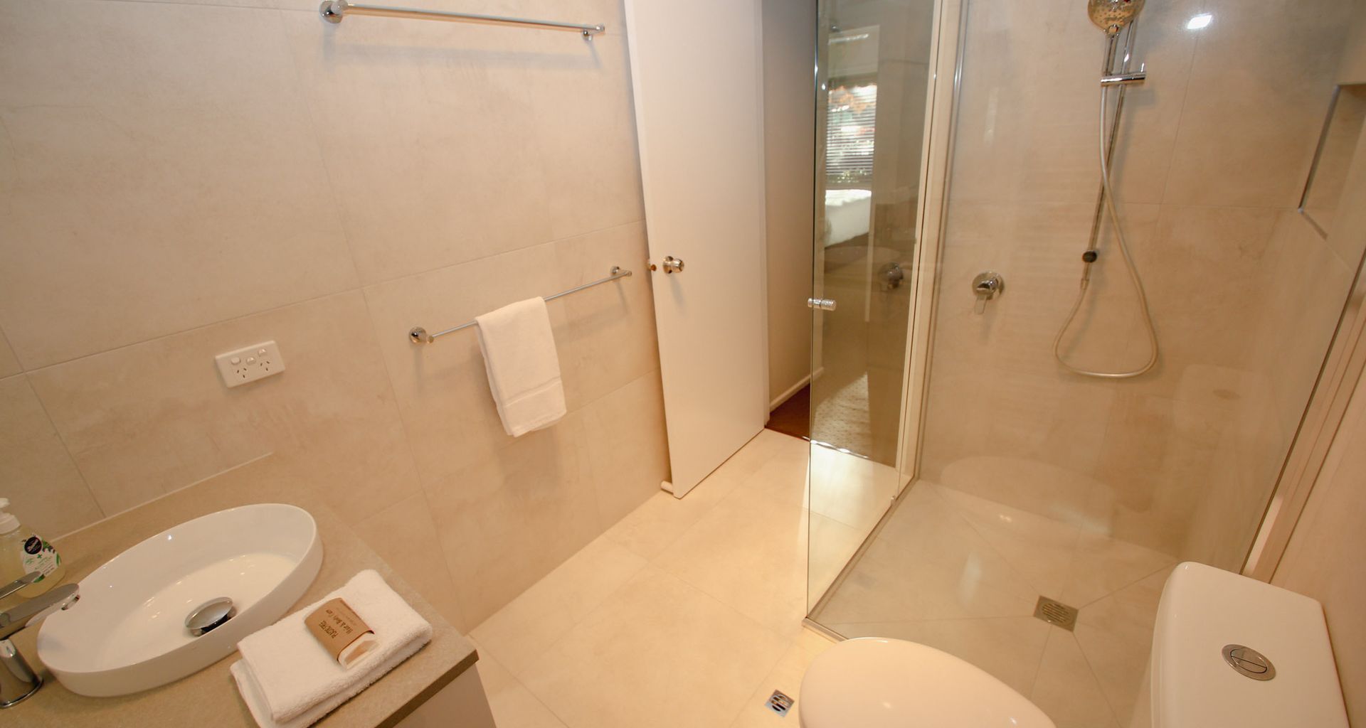 SILVER BIRCHES HOLIDAY VILLAGE – UNIT 9