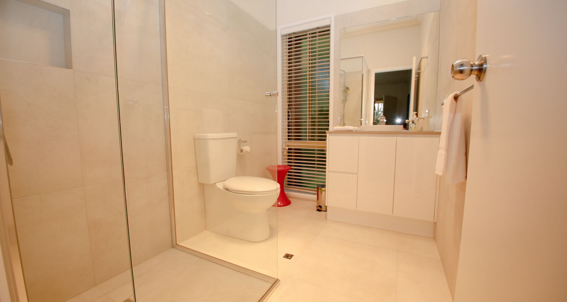 SILVER BIRCHES HOLIDAY VILLAGE – UNIT 9