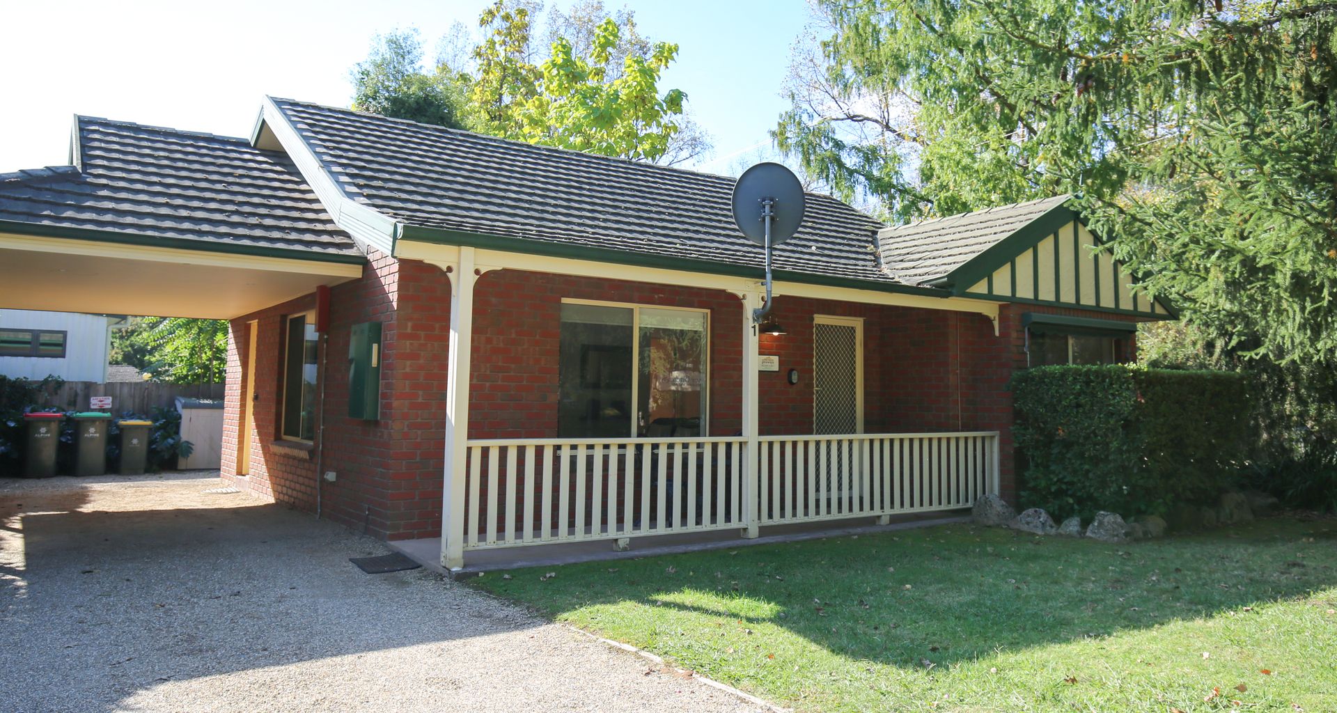 SILVER BIRCHES HOLIDAY VILLAGE – UNIT 1