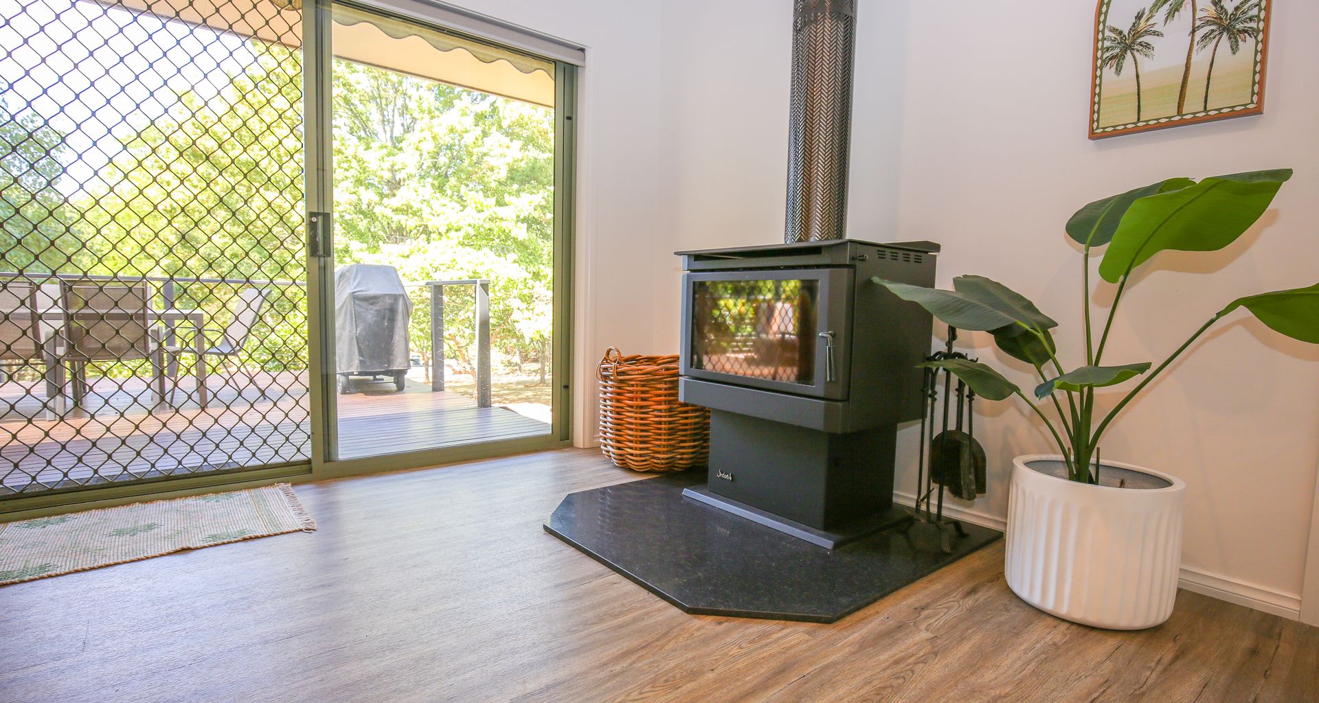 MYSTIC MOUNTAIN LODGE